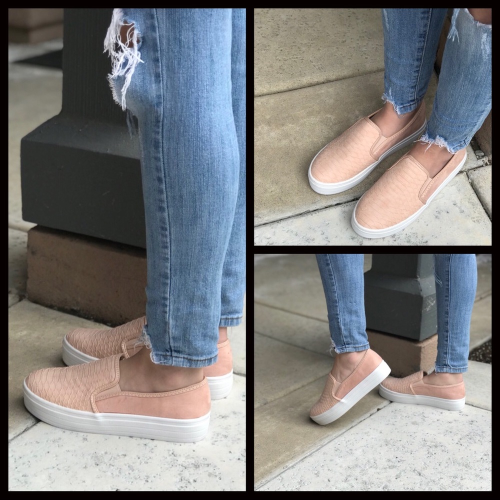 SIZE CLEARANCE‼️Peyton Slip on Sneakers-Salmon - Picture 7 of 7